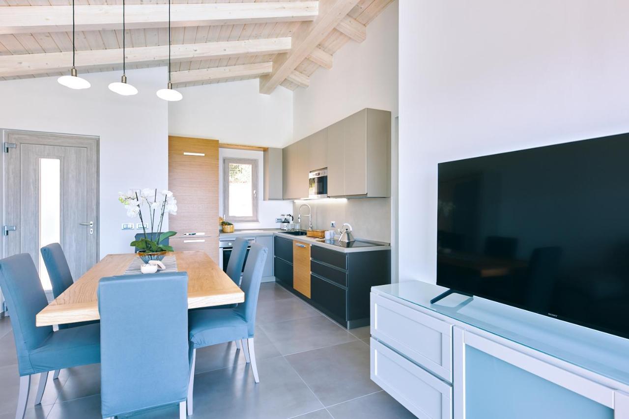 Residence Villa Rosi Laureana Cilento Exterior photo